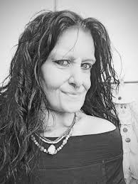 Herzlich Willkommen an alle neuen Mitglieder! Wir freuen uns sehr, von dir  zu hören. Stell dich und dein Projekt gern vor, zum Beispiel damit, was  dich hergeführt hat, was dich interessiert, wie