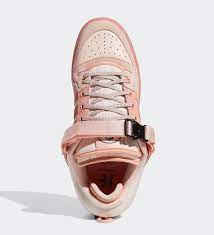(browse bad bunny 2022 tour dates) trap sensation bad bunny is embarking on his 2019 u.s. Bad Bunny Adidas Forum Low Pink Release Details Fotomagazin