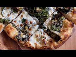 Up Your Pizza Game With This Recipe For Homemade Pizza Dough It Produces A Prefect Crust Every Time Balloo Pizza Recipes Homemade Easy Homemade Pizza Recipes