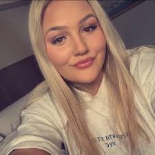 is there anyone that can make a cake for this Saturday the 23rd in Hobart?