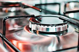 La vitrocerámica sigue siendo más barata que otras soluciones, como las cocinas de inducción. Te Ayudamos A Elegir Cocina Gas Vitroceramica O Induccion