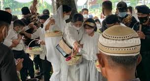 Berita selebriti 7 hari sebelum adiguna sutowo meninggal dunia anaknya sempat unggah ini, suami dian sastro: B6isv11a Sewhm