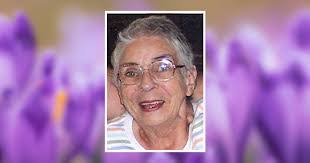 Gail Lash's Instagram, Twitter & Facebook