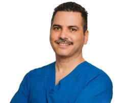 Dr. Jorge Reyes Mendiola: especialista en Cirugía General en Tijuana