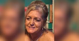 Sally Lang's Instagram, Twitter & Facebook