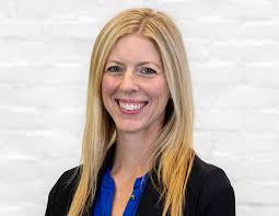 Jennifer Clifford's Instagram, Twitter & Facebook