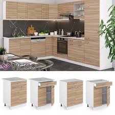 Grand classique de la cuisine, son atout est l'important volume de rangement qu'il propose, de même que son coût, qui en fait un modèle intéressant. Vicco Meuble De Cuisine Meuble Haut Meuble Bas Cuisine Integree R Line Cdiscount Maison