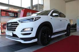Get vehicle details, wear and tear analyses and local price comparisons. Hyundai Tucson 20 Crdi Sport