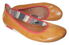 caramel tamaris leather round toe flats size eu 39 approx us 9 regular m b