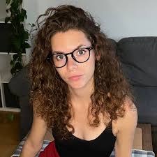 Mia Hills Instagram, Twitter & Facebook on IDCrawl