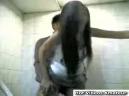Voici la vidéo amateur d'un couple mature tournée dans des toilettes publiques. Reunionnaise Cochonne Dans Toilette Publique Xxx Movies