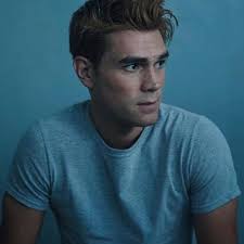 Keneti James (@kentuckyapa)