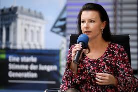 Platz der republik 1 11011 berlin. Freiheit Vs Pandemiebekampfung Jana Schimke Mit