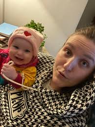 Lookin @ me like whuddup bruddaaa 🥴 It's 0 degrees in Stl today what's  everyone doing to entertain themselves indoors 🤪