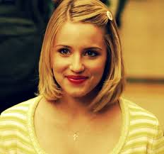 Quinn Fabray Love The Short Hair Short Hair Styles Short Bob Hairstyles Dianna Agron Hair