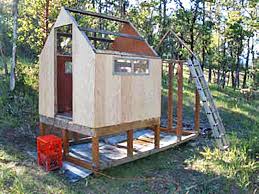 Here's how i keep things shiny, without the nasty fumes. Diy Easy Clean Chicken Coop Idea Backyard Poultry