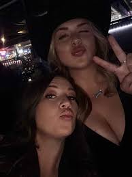 🎶 DR coming to a living room near you! 🎶 We're excited to announce  something we've never done before: Della Rose House Shows! While we HAVE  played house parties here and there,