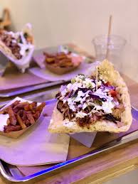 Par aurélie sfez et baptiste etchegaray. Alerte Calories Notre Selection Des Meilleurs Kebabs De Lyon