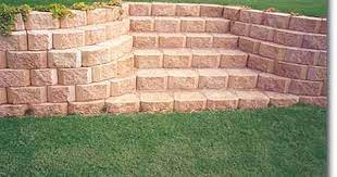 Retaining Wall Stairs With Blocks As Steps Landscaping Retaining Walls Backyard Landscape Steps