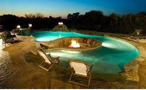 Einen aufstellpool wählen, der einfach und teilweise sogar ohne technik im garten aufgebaut werden kann. Garten Pool Und Feuerstelle Zusammenstellen 15 Ideen Outdoor Feuerstelle Gartenpools Hintergarten