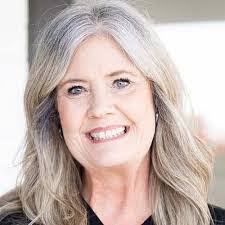 Darla Capps's Instagram, Twitter & Facebook