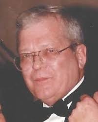 Susan Newhard's Instagram, Twitter & Facebook