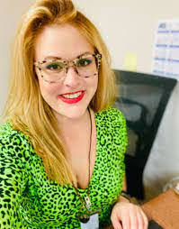 Christine Pickett's Instagram, Twitter & Facebook