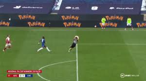 Emi martinez rob holding unclassic commentary. Video Emiliano Martinez Handball Vs Chelsea 2020 Fa Cup Final Did Arsenal Goalkeeper Handle The Ball Outside The Box Soccer Blog Football News Reviews Quizzes