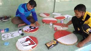 Menentukan tema setiap sudut dalam kelas. Jelang 17 Agustus Sekolah Mulai Bersolek Suarantb