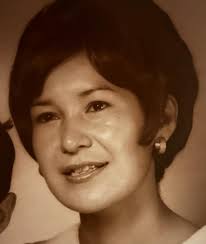 Lorraine Major's Instagram, Twitter & Facebook