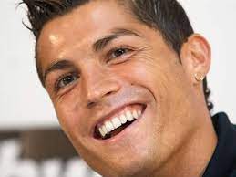 €45.00m* feb 5, 1985 in funchal, portugal. Die Elf Besten Fussballer Europas Platz Zwei Cristiano Ronaldo Goal Com