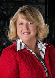 Donna Phillips's Instagram, Twitter & Facebook