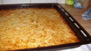 1 becher schmand, 1 becher zucker, 2 becher mehl für den belag die semmelbrösel mit mandeln mischen und auf den mürbteig gleichmäßig verteilen. Schmandkuchen Mit Mandeln Rezept Mit Video Rezept Schmandkuchen Rezepte Schmandkuchen Rezept