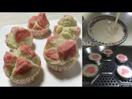 Campuran tersebut dibuat menjadi adonan kental yang lengket dan diberi isian pisang. Double Coloured Fa Gao åè²å'ç³ ç¼ç²¿ Huat Kueh Easy Recipe Youtube Easy Meals Recipes Food