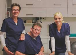 Adrian dreessen, md is a doctor primarily located in omaha, ne, with another office in omaha, ne. Dr Dreesen Tierarzt Aus Leidenschaft Fotos Facebook