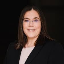 Sandra Mantz's Instagram, Twitter & Facebook