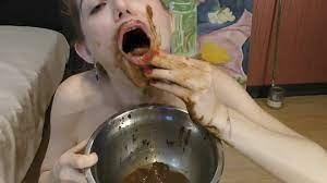 Hungry slut eats her shit and vomits - ThisVid.com