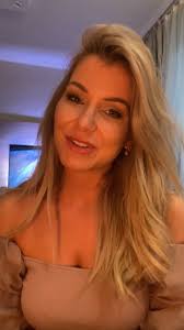 Csillagkút lakói garantáltan nem unatkoznak. Joban Rosszban Startseite Facebook