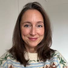 Elli Johnson (@ellijohnsonuk) • Instagram photos and videos