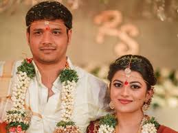 The good thing is you can easily tweak these alerts by drilling down into the settings menus in each of the apps. Kayal Anandhi Opens Up About Her Marriage For The First Time Tamil Movie News Times Of India