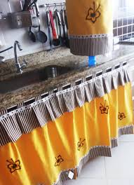 Cortina Para Pia E Capa Para Galao Escolha Cores Em 2020 Cortina Para Pia De Cozinha Cortinas Cortinas Para Cozinha