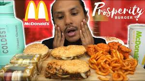 We did not find results for: Apa Rasa Prosperity Burger Kalau Makan Sekali Dengan Macarons Mukbang Malaysia Mcdonald S Youtube