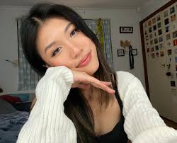 Vanessa Lin's Instagram, Twitter & Facebook