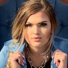 Whitney Tubbs's Instagram, Twitter & Facebook