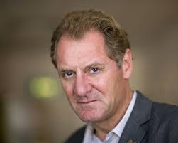 Andrew Motion Reads Alice Oswald