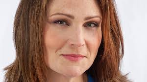 Amanda Fallon's Instagram, Twitter & Facebook