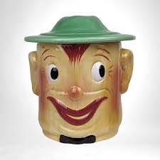 Beverly Bedell's Instagram, Twitter & Facebook