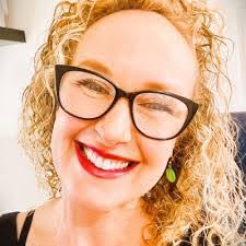 Shanna Ebert's Instagram, Twitter & Facebook