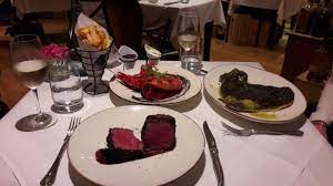 Das unternehmen ordnet sich und seine angebote den branchen haushaltsgeräte, haushaltsgeräte, möbel, möbel. Filet Steinbutt Carabineros Bild Von Allegria Bremen Tripadvisor