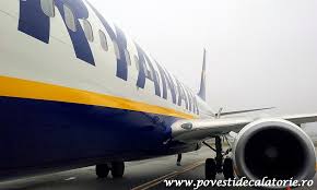 Bagajul personal suplimentar poate fi o geantă de umăr, o geantă de laptop sau o geantă de aparat foto, care să nu depășească dimensiunile maxime de 40x30x18 cm. Cum Trebuie SÄƒ Fie Bagajul De ManÄƒ In Avion